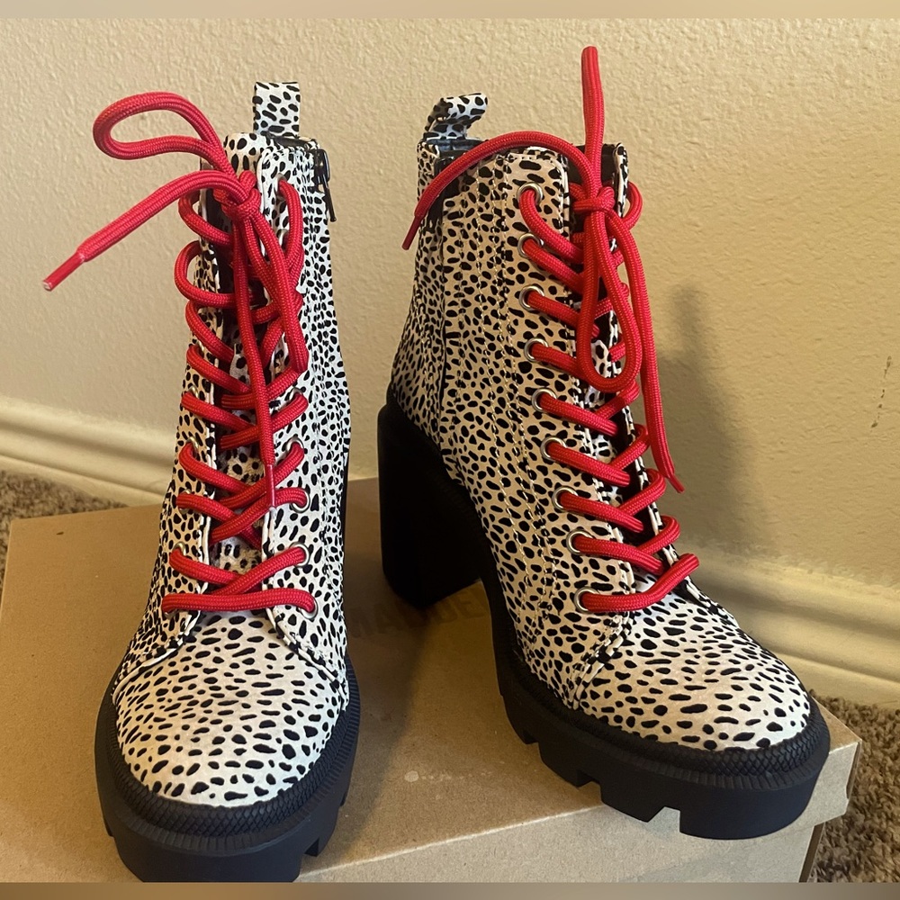 Never worn Gianni Bini Leopard Boots.